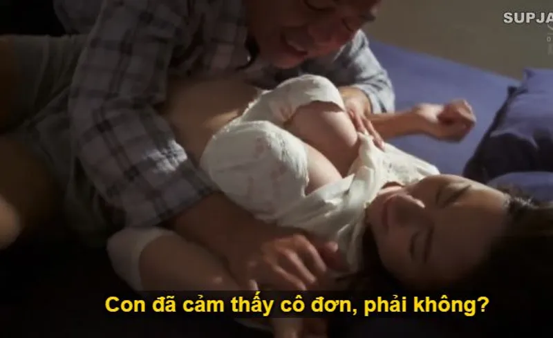 Nhìn con trai mải mê lao vào việc làm khiến bạn gái nó cô quạnh, ông bố chồng liều lĩnh đè ra xxx con dâu.